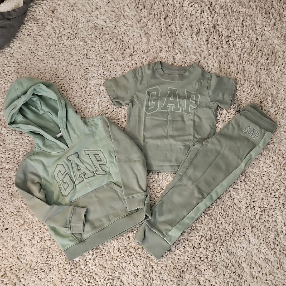 GAP Kids Mint Green Sweatsuit